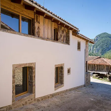 Летний дом Benaki90 Ladines