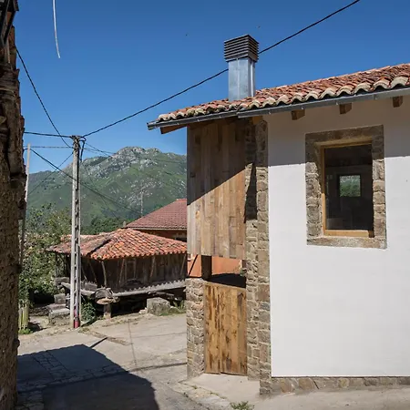 カントリーハウス Benaki90 Ladines